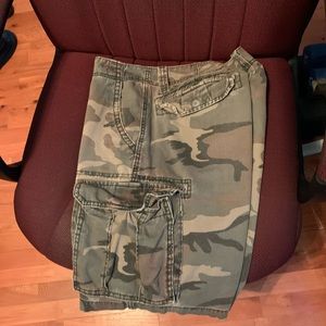camo cargo shorts